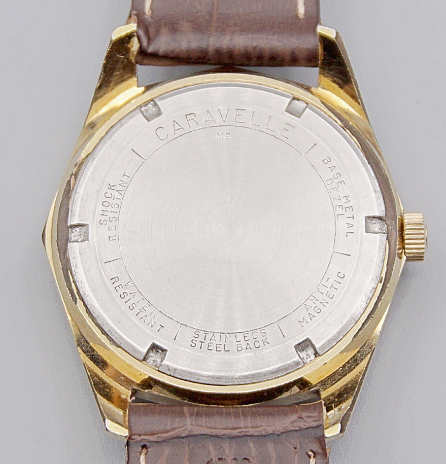 นาฬิกาเก่า CARAVELLE ไขลาน