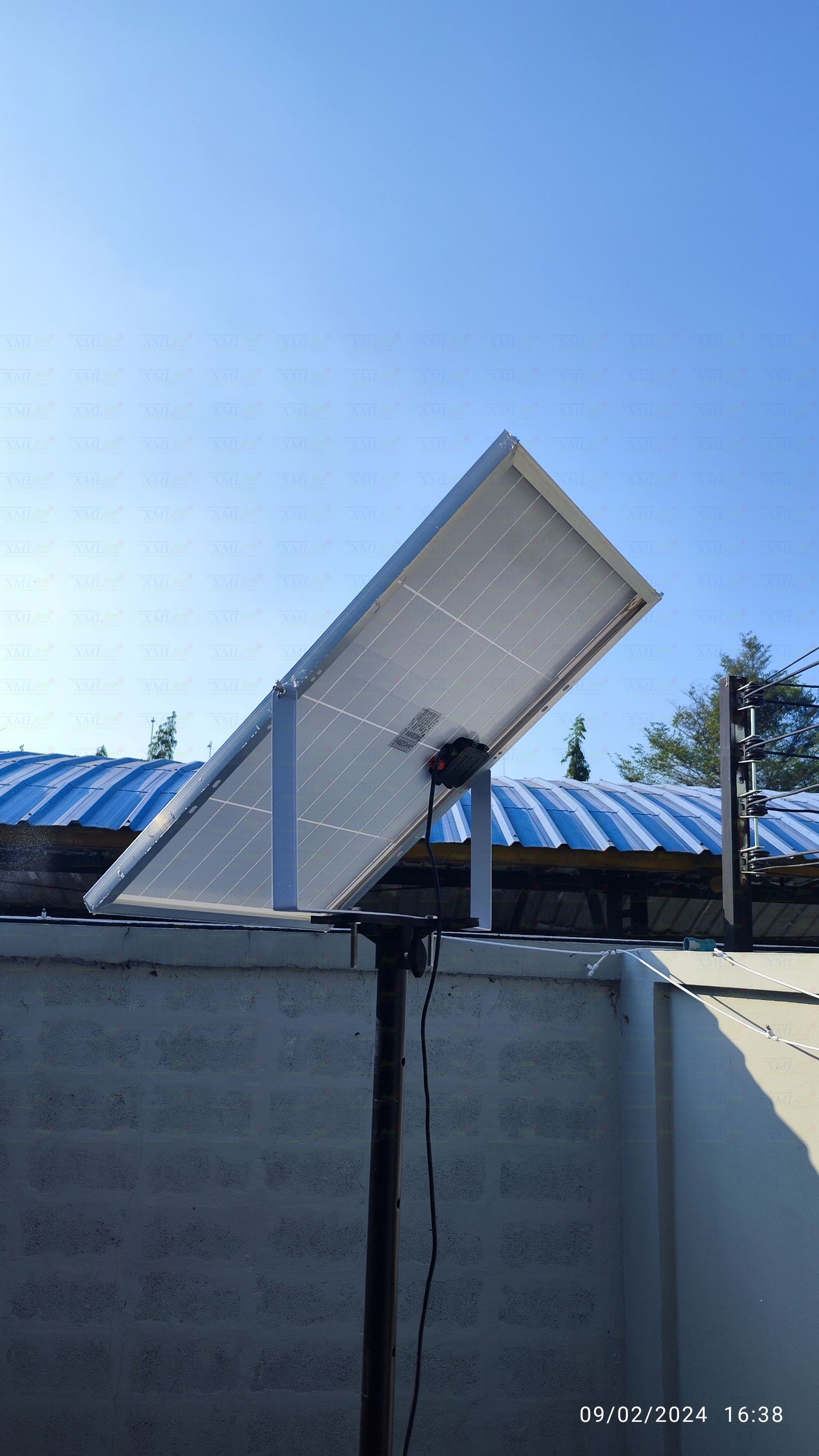 ชุดพ่นหมอก รดน้ำต้นไม้อัจฉริยะ คอนโทรลผ่านมือถือได้ (wifi) + แผงโซล่าเซลล์ 50W