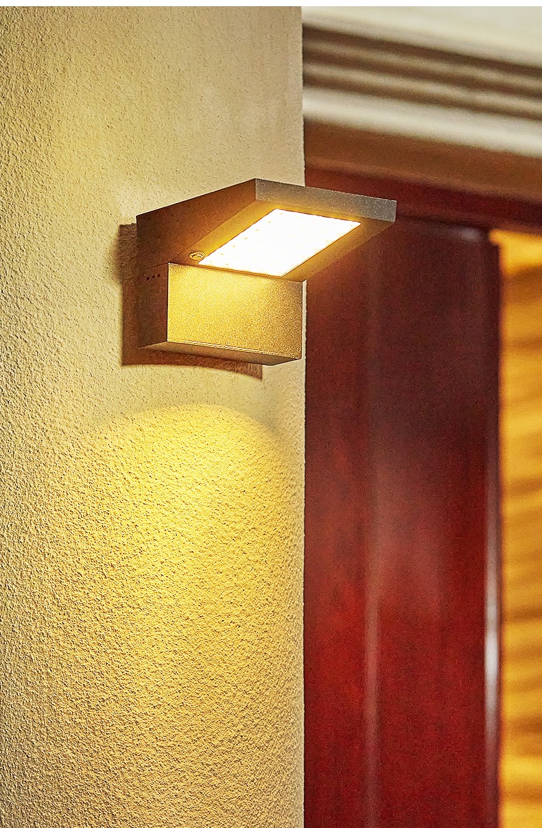 โคมไฟโซล่าเซลล์ ติดผนัง รุ่น TB-3014 (แสง : เหลืองวอมไวท์)