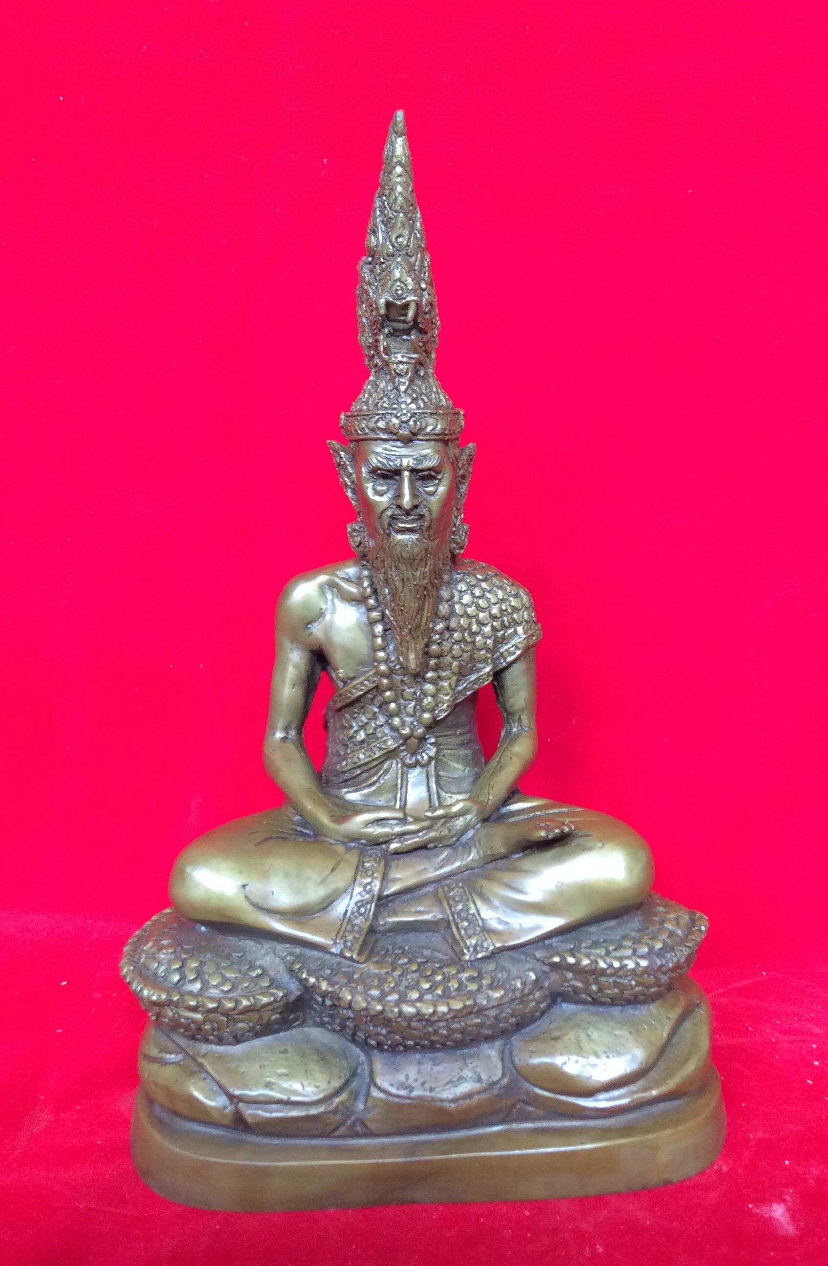 พ่อปู่ฤาษีภุชงค์หรือพระฤาษีนาคา หรือ (ปู่นาคราช) สร้างจากทองเหลือง ขนาด 5 นิ้ว รหัส238