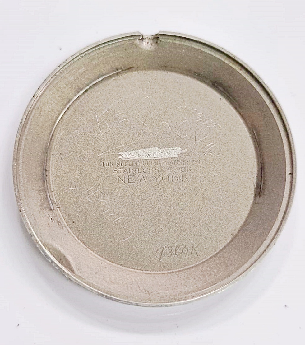 นาฬิกาเก่า GARON ไขลานสองเข็มครึ่ง