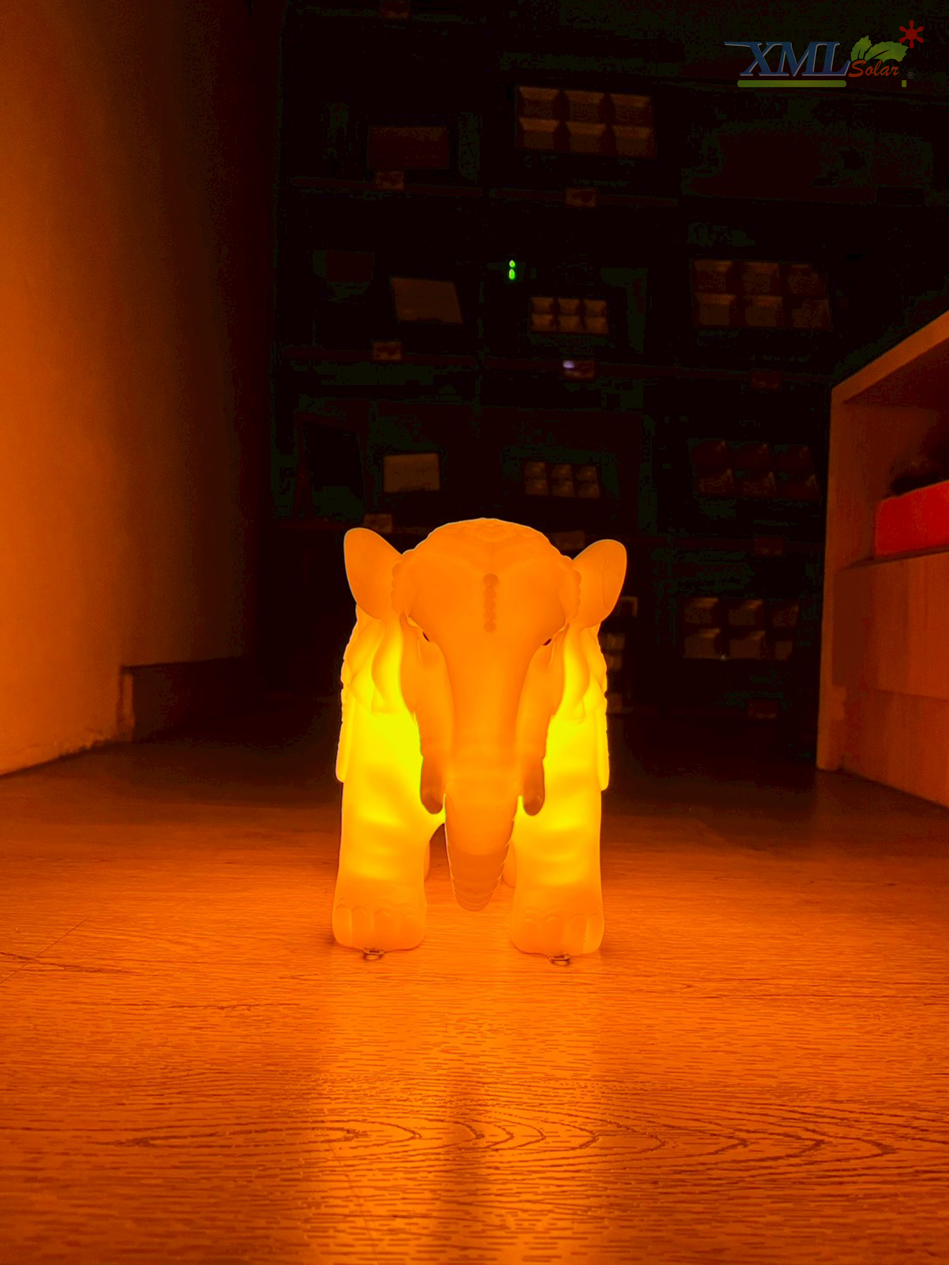 ไฟตุ๊กตาโซล่าเซลล์ ประดับสวน รูปช้าง รุ่น JD-DX88 (เปิดได้ 2 แสง)