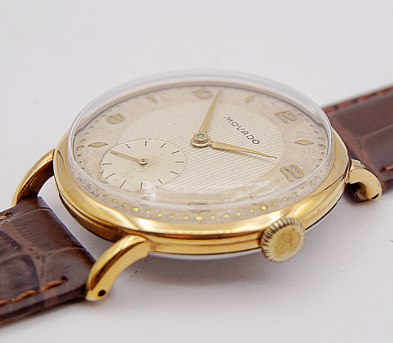 นาฬิกาเก่า MOVADO ไขลานสองเข็มครึ่ง