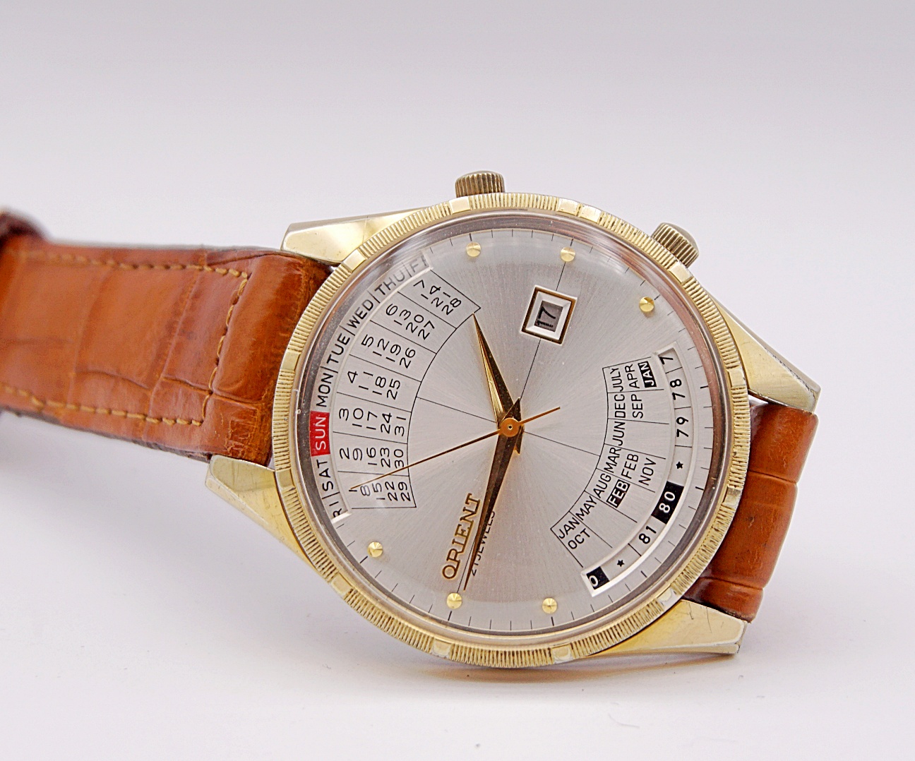 นาฬิกาเก่า ORIENT ไขลานพร้อมปฎิทิน