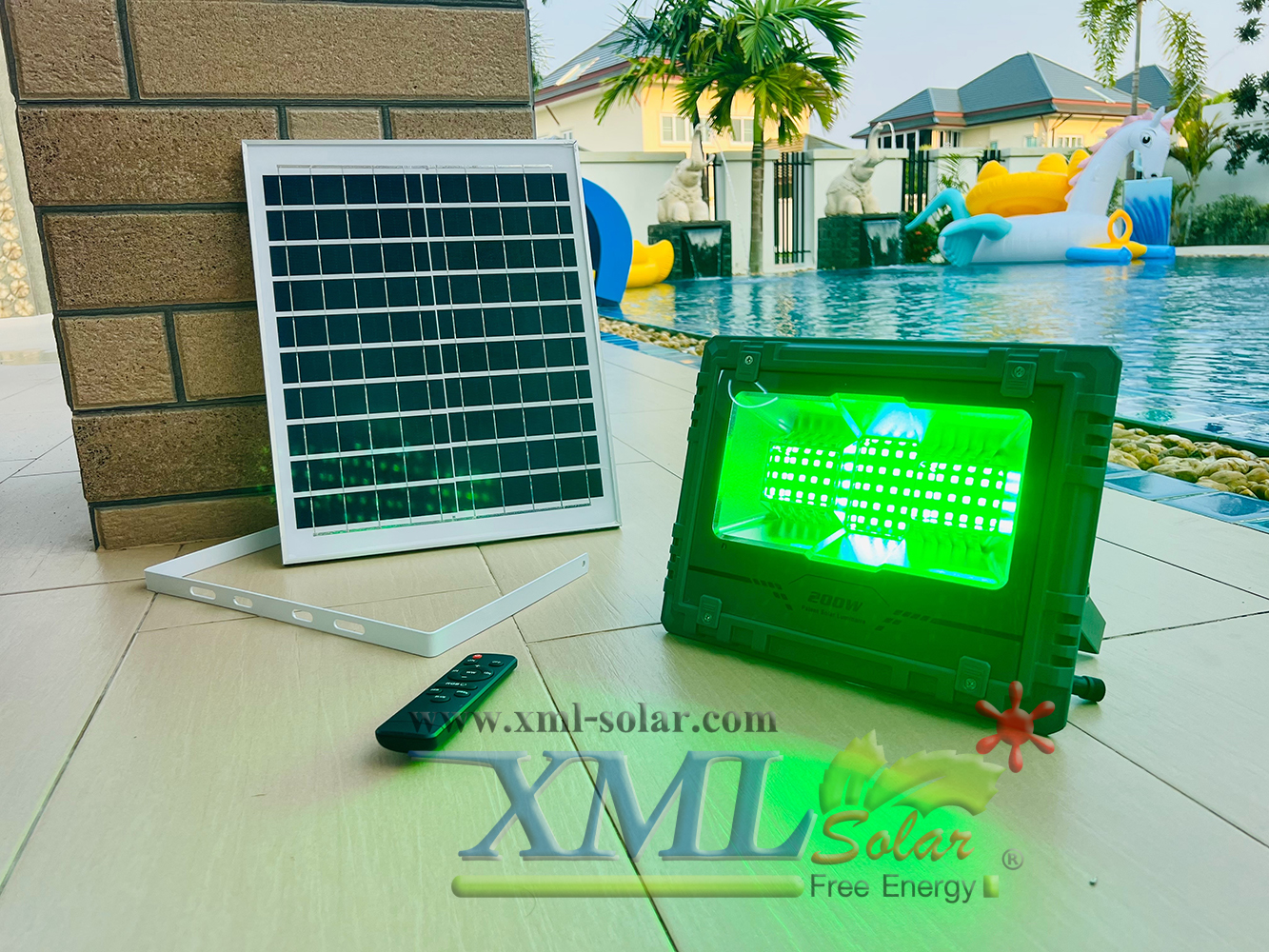 ไฟสปอตไลท์โซล่าเซลล์ รุ่น Spectrum RGB 200W (เเสง : หลากสี)