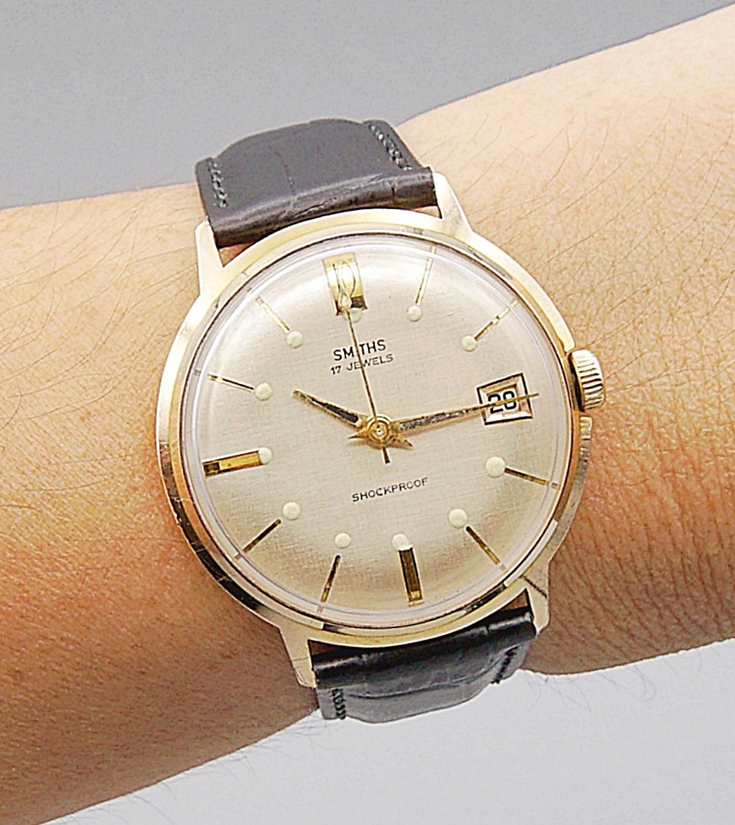 นาฬิกาเก่า SMITHS ไขลาน