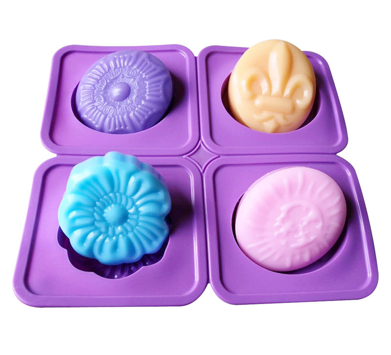 แม่พิมพ์ซิลิโคน พิมพ์สบู่ พิมพ์วุ้น พิมพ์ขนม รูปดอกไม้ 4 ช่อง (80 กรัม)
