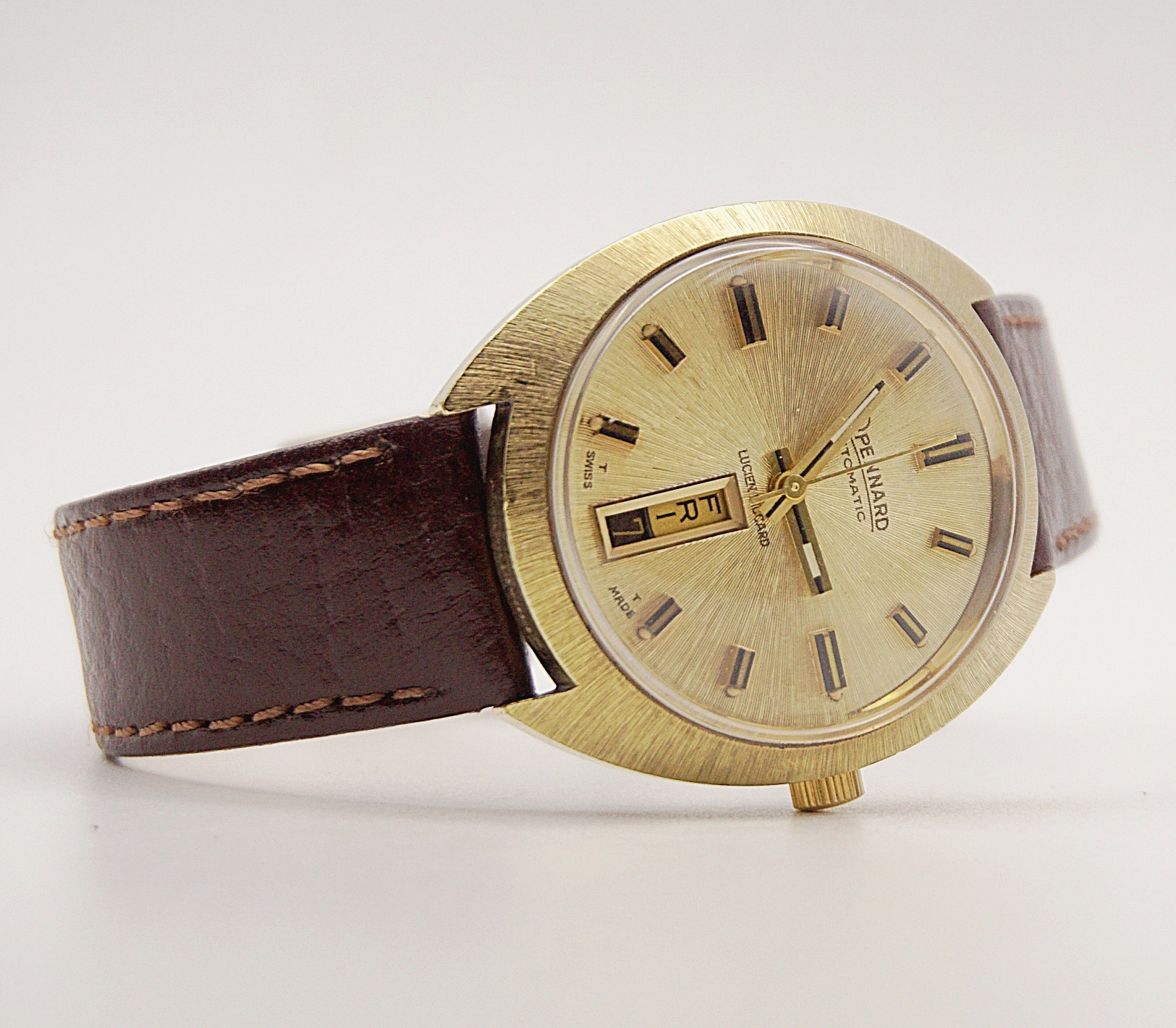 นาฬิกาเก่า PENNARD BY LUCIEN PICCARD ออโตเมติก