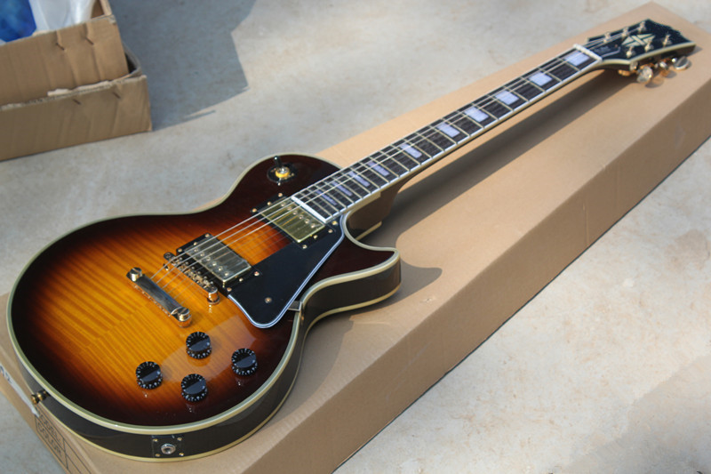 GibsonStyle Les Paul Custom