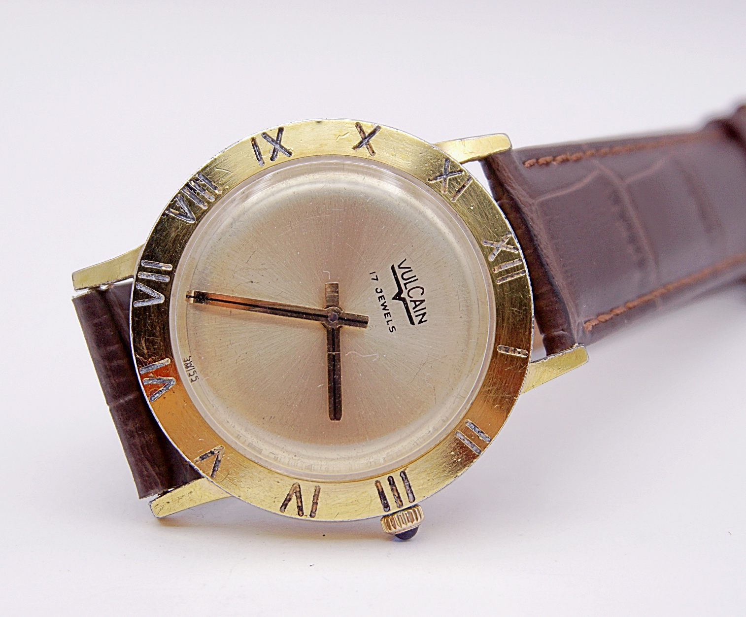 นาฬิกาเก่า VULCAIN ไขลาน