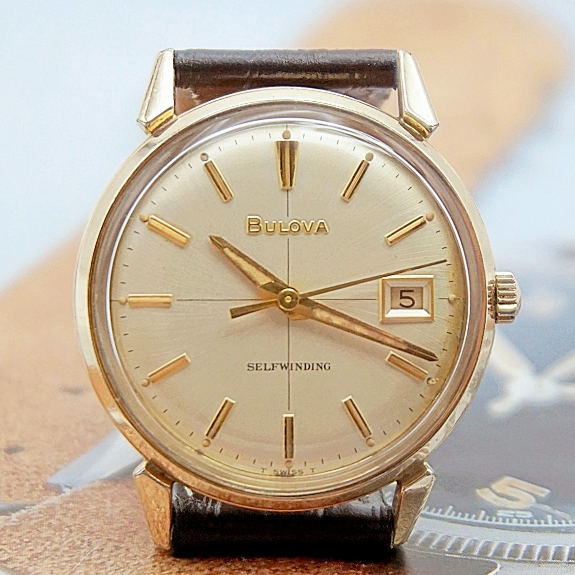 นาฬิกาเก่า BULOVA ออโตเมติก