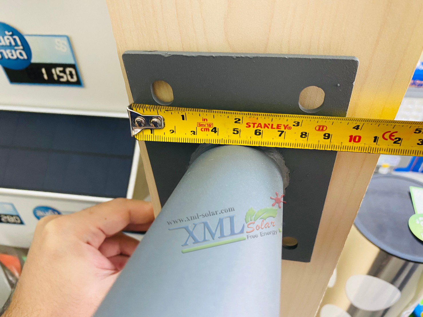 ขาเหล็ก ยึดไฟถนน ความยาว 1 ม. (เหล็กชุบสีเทา)(1 แถม 1)