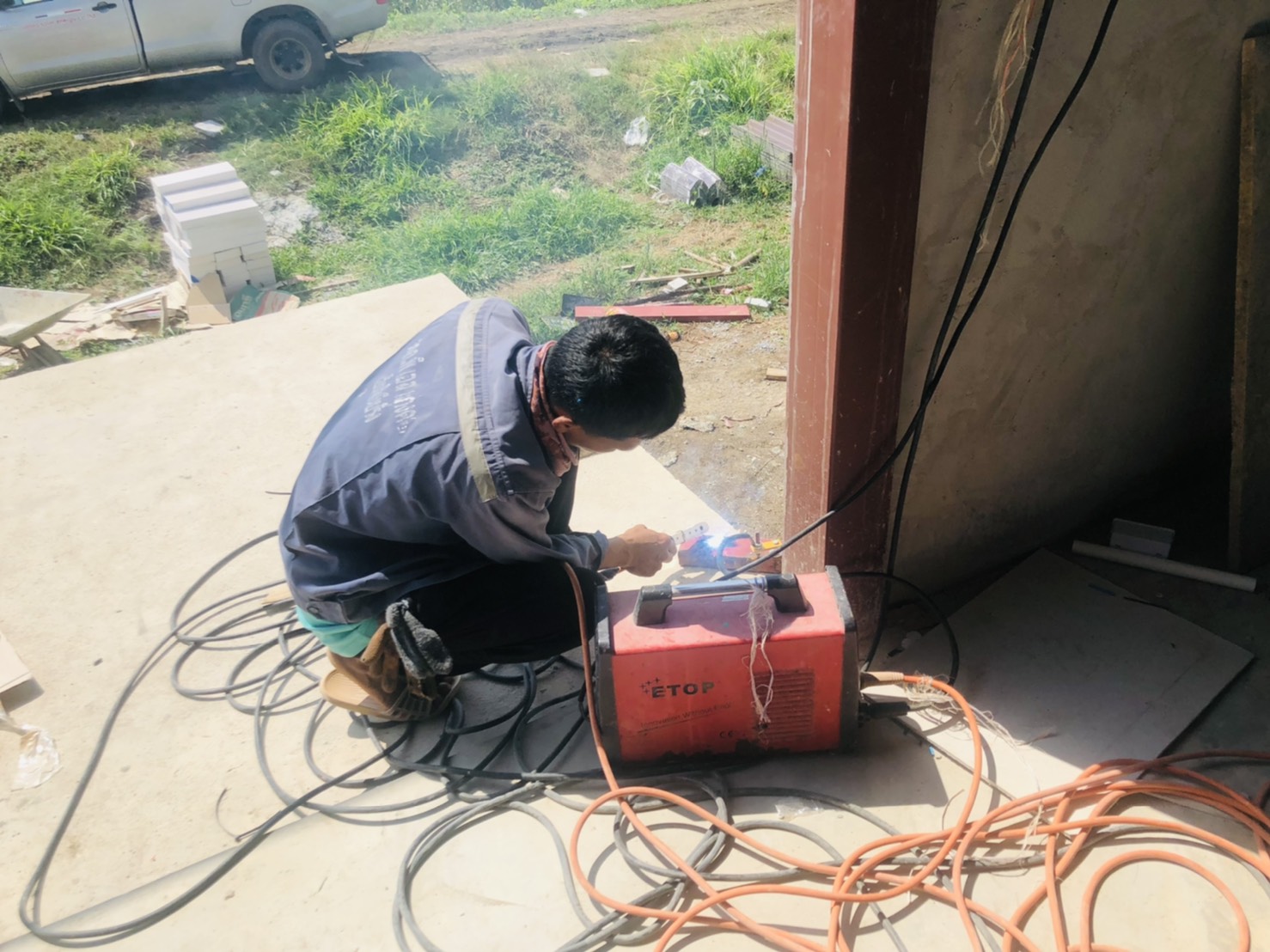 ระบบโซล่าเซลล์ติดหลังคา Solar Rooftop On/Off Grid Hybrid 5 kW + Battery LiFePO4 9.6 kwh (พร้อมติดตั้ง)