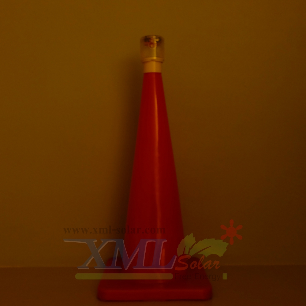 ไฟเตือนกรวยจราจร ฉุกเฉิน พลังงานเเสงอาทิตย์ (เเสง : สีเหลือง)