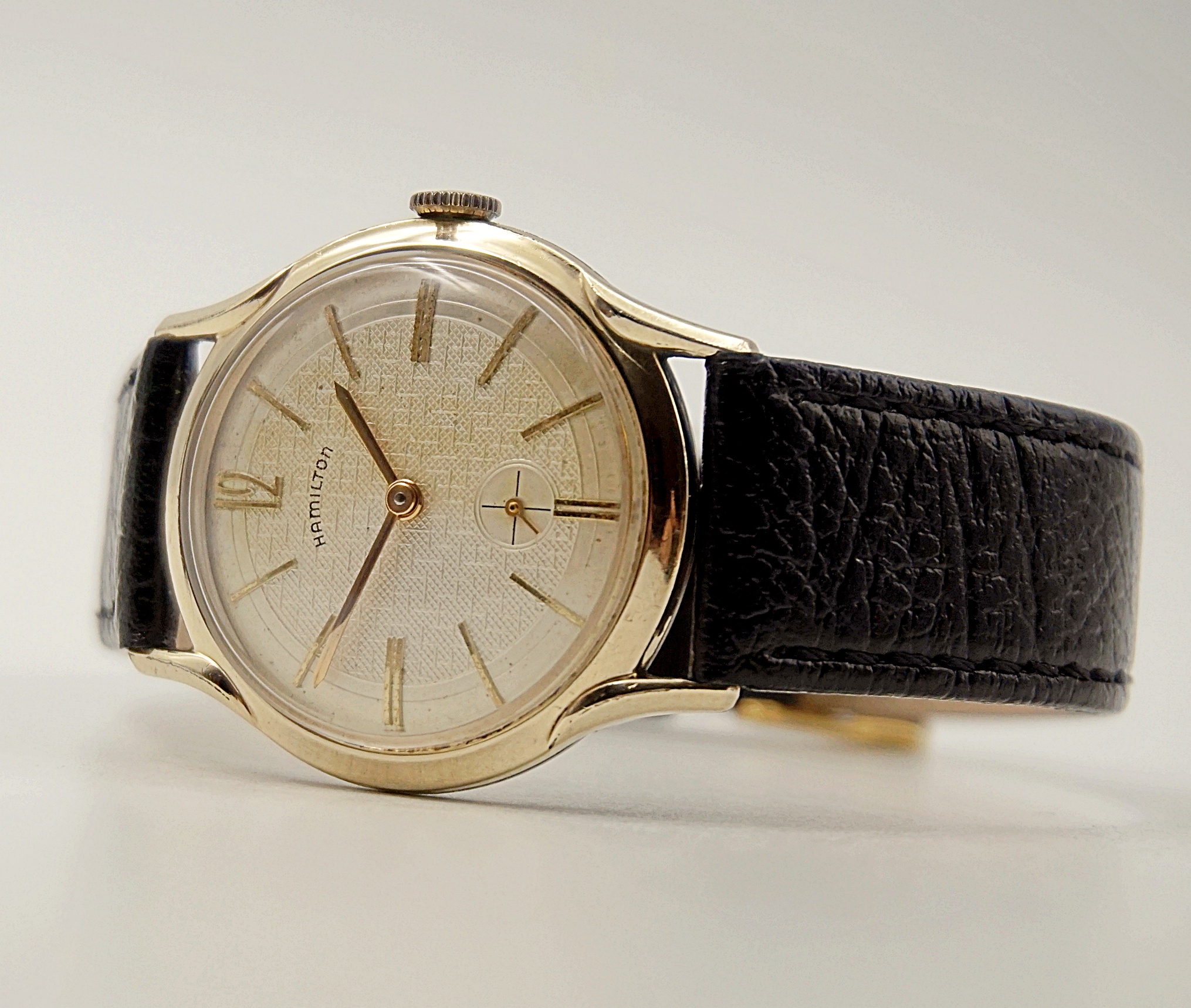 นาฬิกาเก่า HAMILTON ไขลานสองเข็มครึ่ง