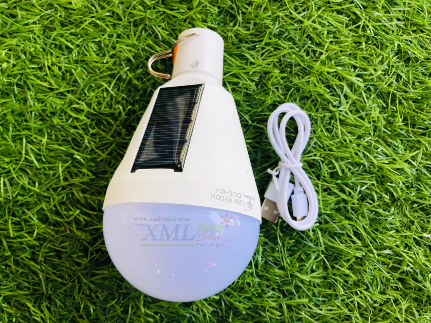 หลอดไฟโซล่าเซลล์ LED solar emergency BULB 12W รุ่นใหม่ (แสง : ขาว)