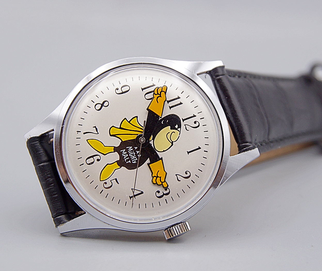 นาฬิกาเก่า MIGHTY MALT BY HELBROS ไขลาน