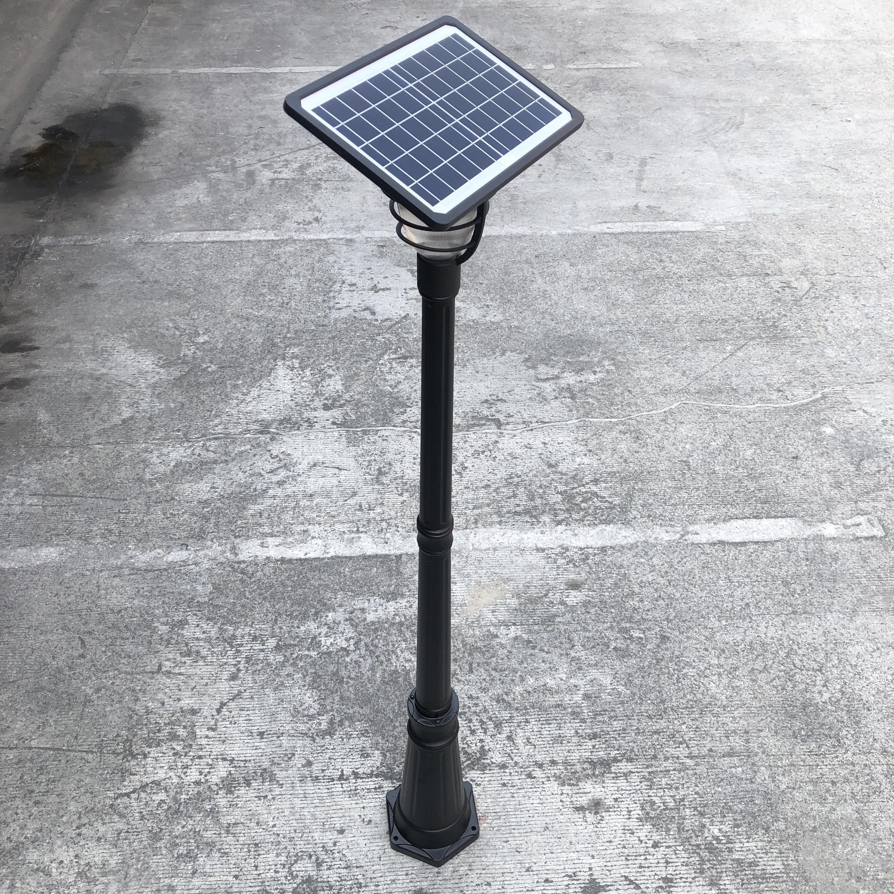 โคมไฟสนามโซล่าเซลล์ รุ่น solar bee (550 lm.) (แสง: ขาว)