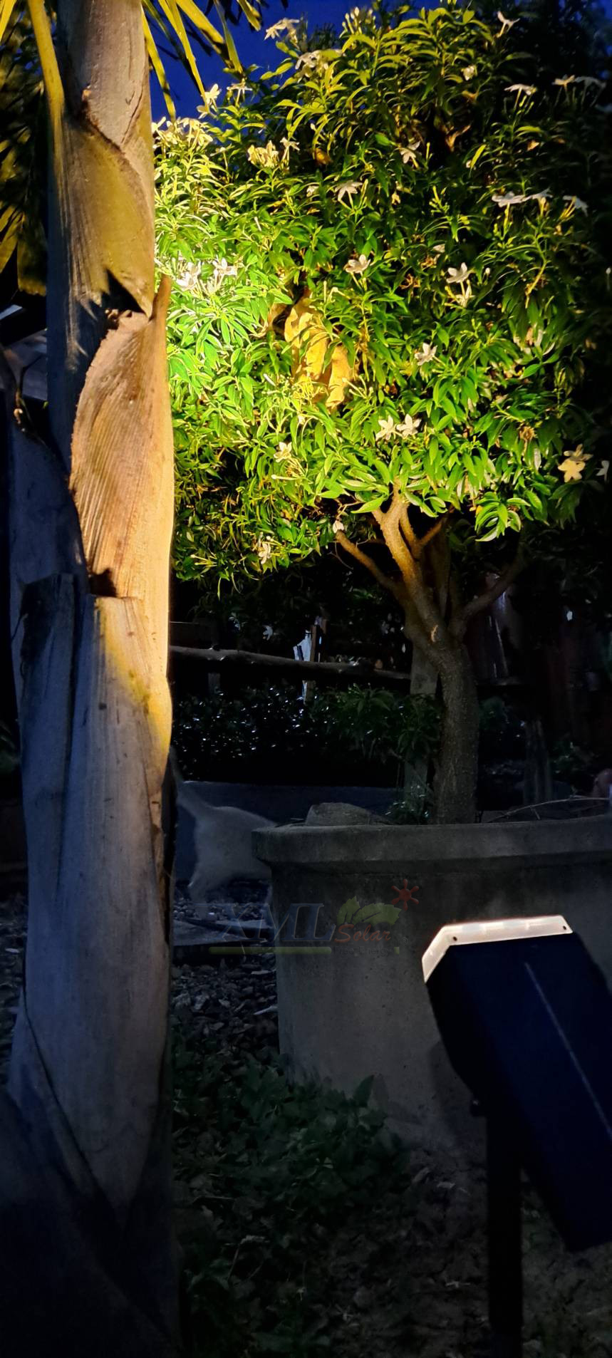 สปอร์ตไลท์ปักสนามโซล่าเซลล์ รุ่น SSL-001