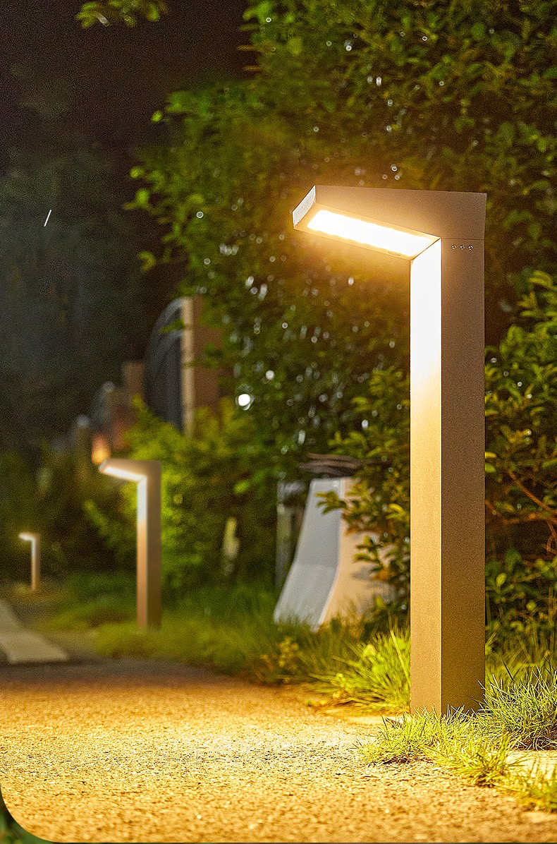 ไฟตั้งพื้นโซล่าเซลล์ ทรงงอ (แสง : เหลืองวอมไวท์)