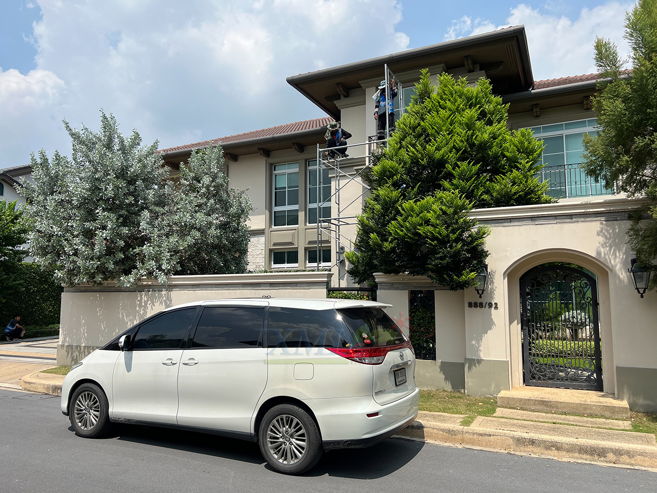 ระบบโซล่าเซลล์ติดหลังคา Enphase Solar Rooftop ขนาด 5.04 KW (ON-GRID) 3 Phase พร้อมติดตั้ง