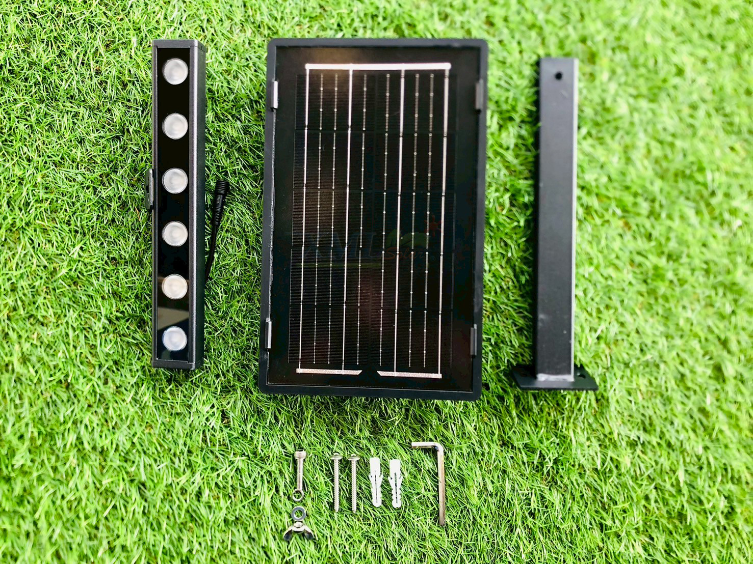 สปอร์ตไลท์โซล่าเซลล์ รุ่น MD-SPT-6 (แสง : ขาว)