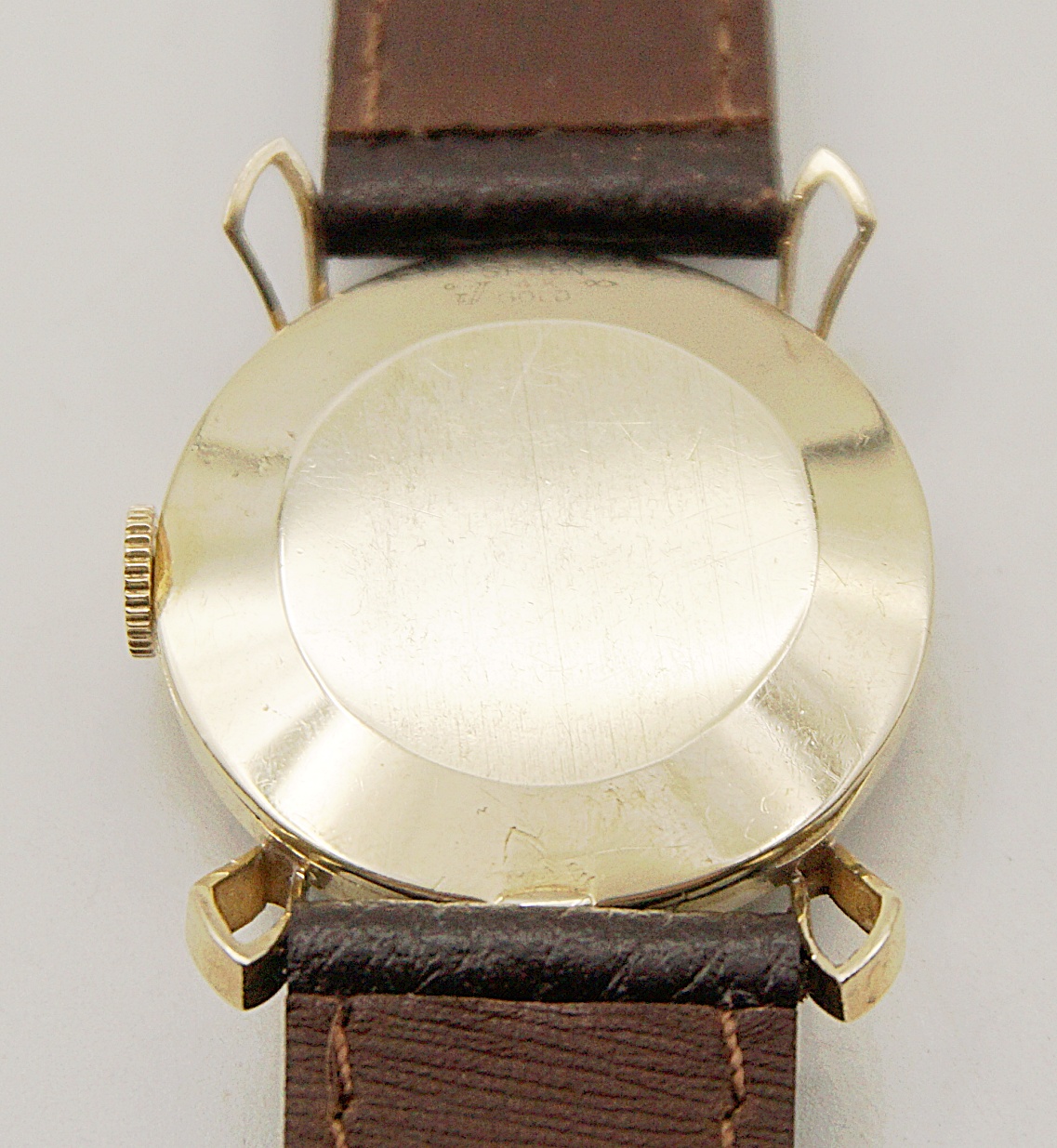 นาฬิกาเก่า GRUEN ไขลานสองเข็มครึ่ง (ตัวเรือนทอง 14K)