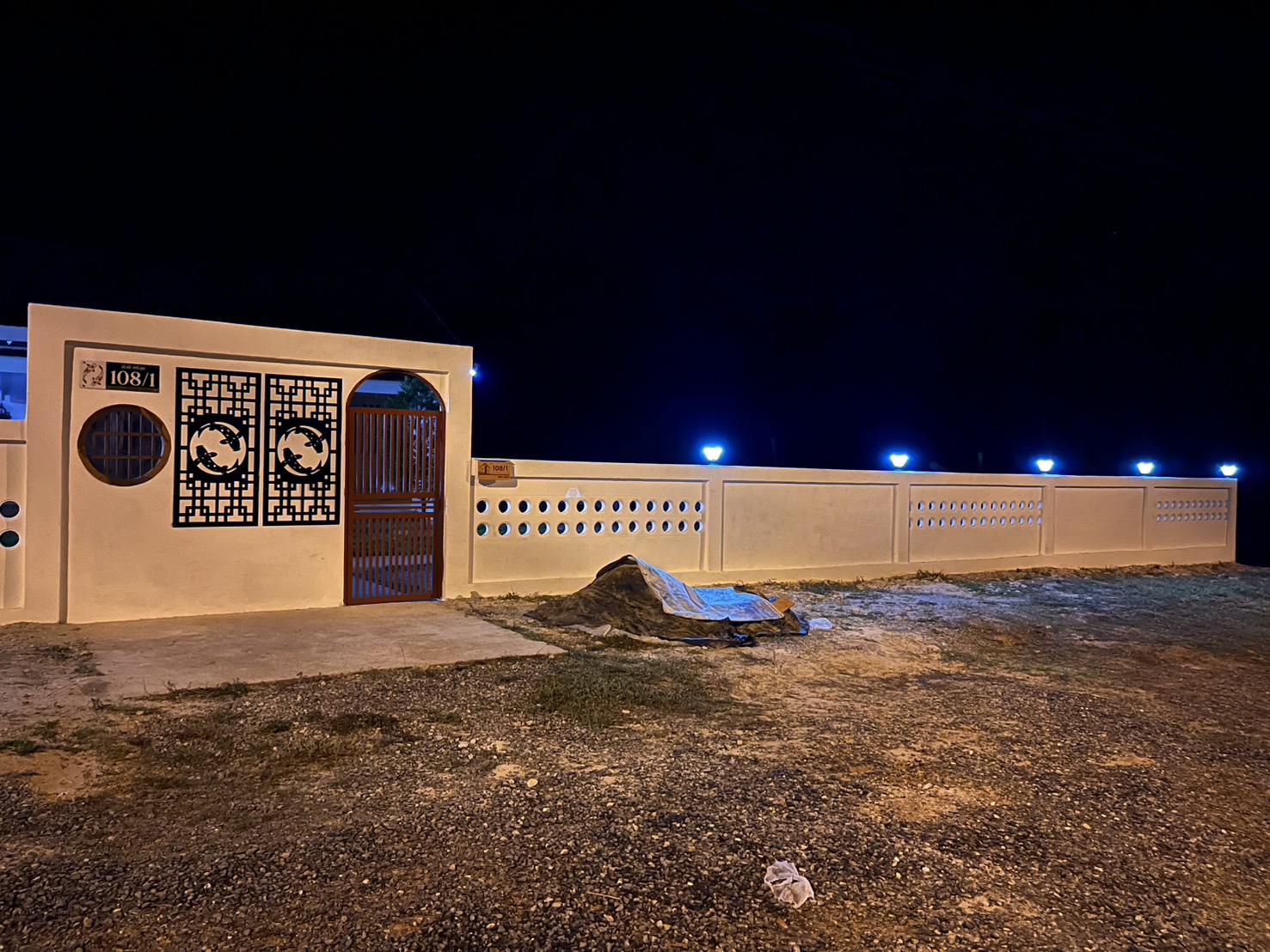 โคมไฟหัวเสาโซล่าเซลล์ รุ่น TZ-3661 (เปิดได้ 2 แสง)