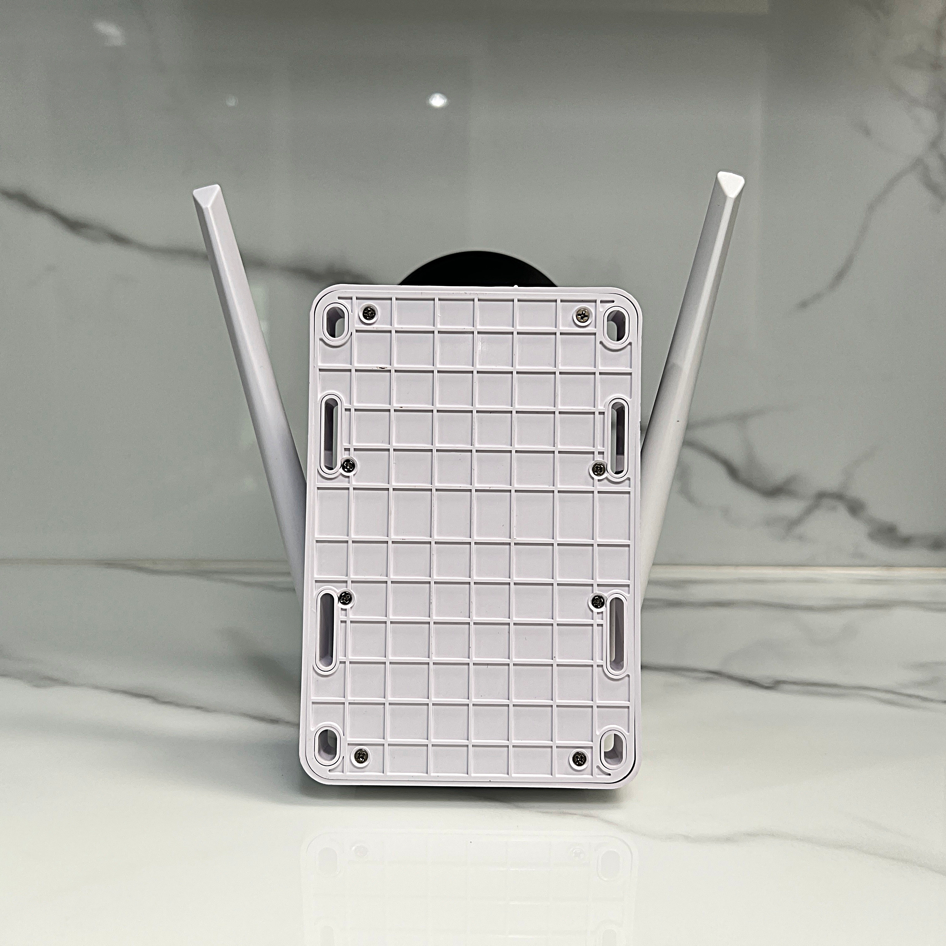 กล้องวงจรปิดโซล่าเซลล์ 4MP EseeCloud (4G) Solar CCTV Camera With 4G รุ่น SCG401P10