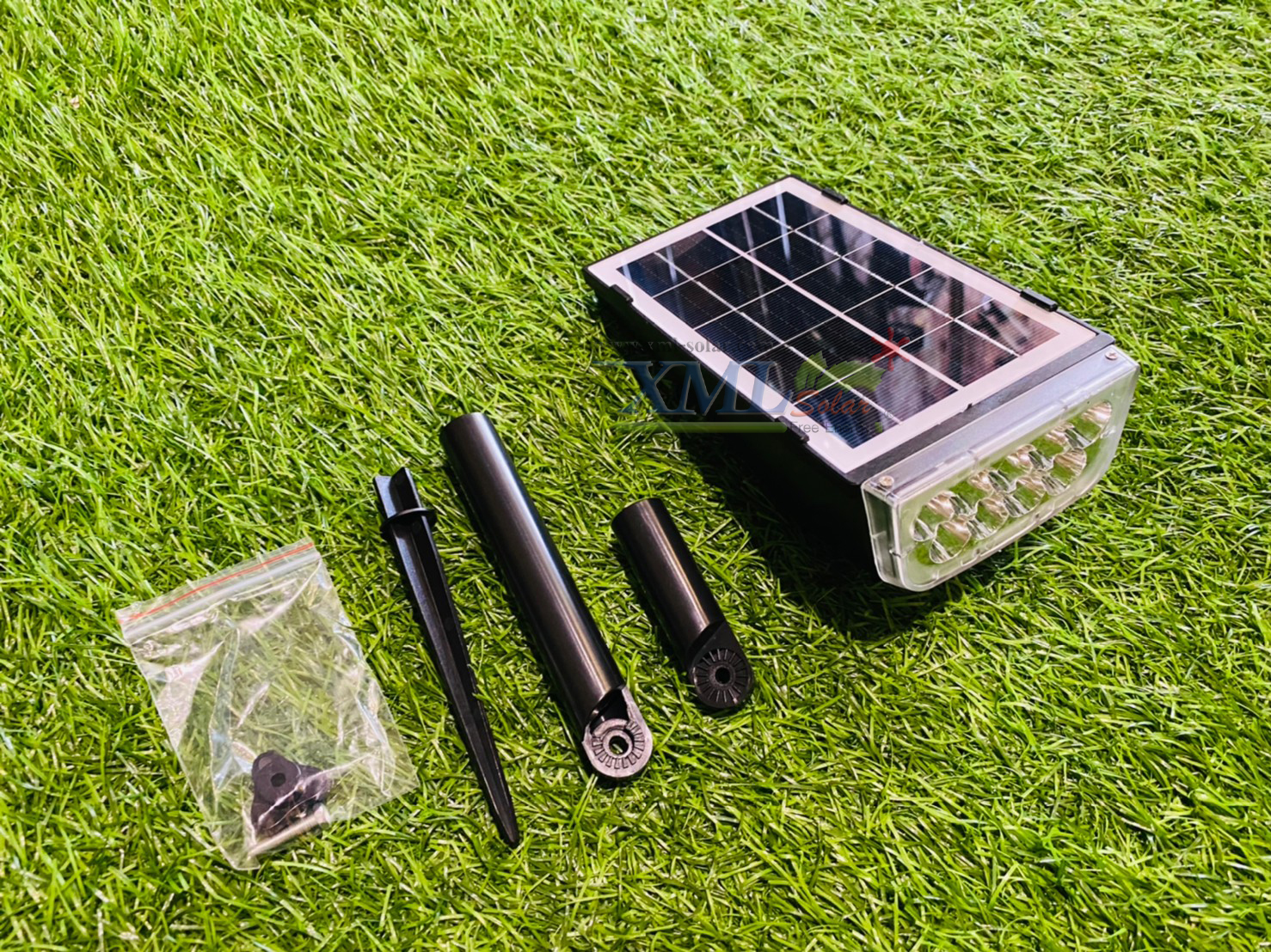 สปอร์ตไลท์ปักสนามโซล่าเซลล์ รุ่น SSL-001