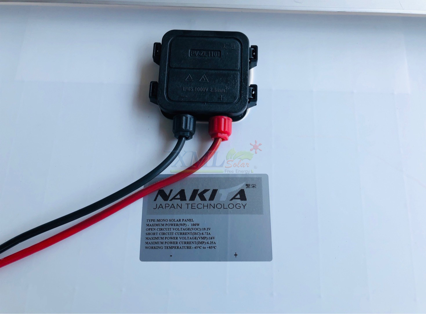 ปั๊ม DC 24 V (ปั๊มสีน้ำเงินเเดง) พร้อม เเผงโซล่าเซลล์ โค้งงอได้ 120W