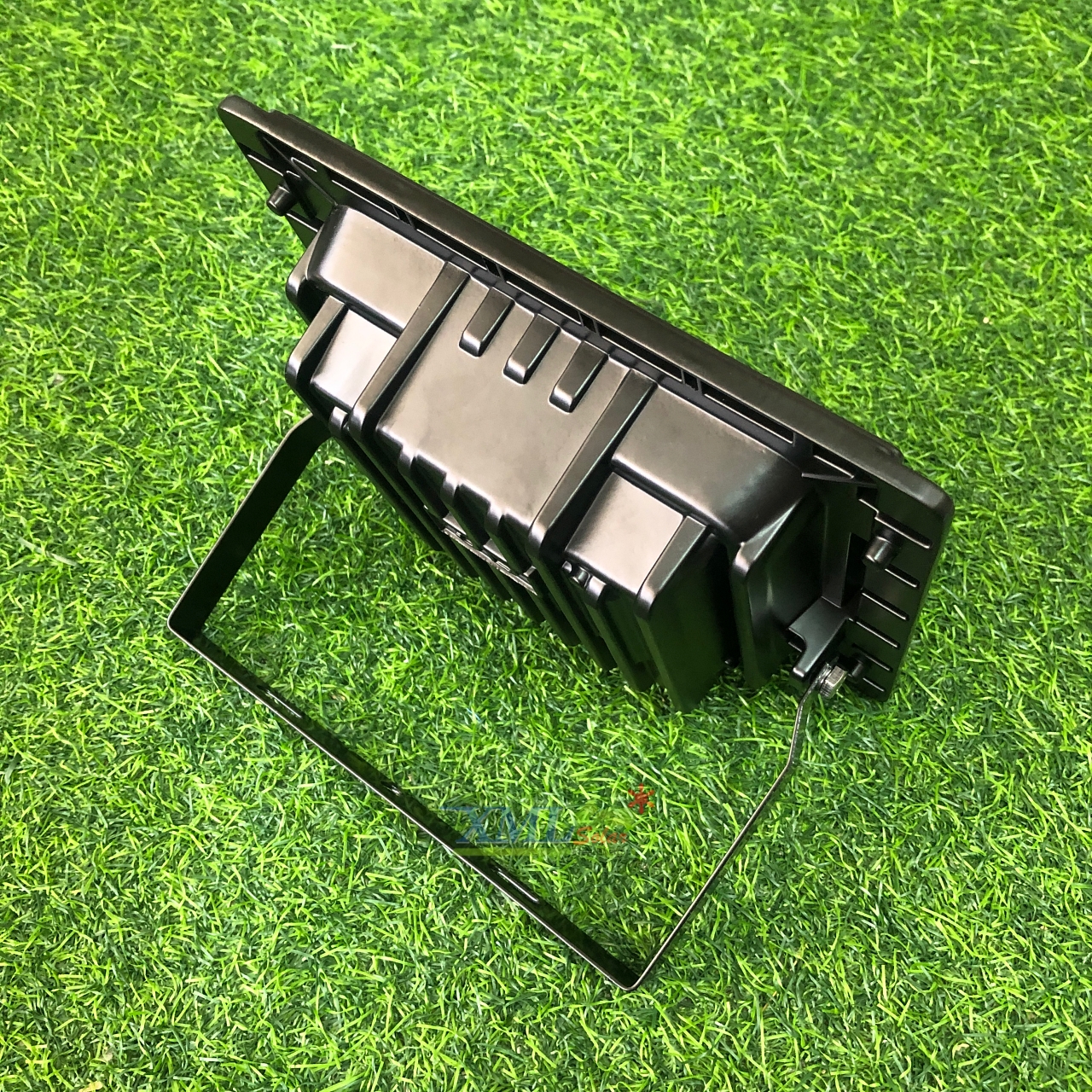 สปอร์ตไลท์โซล่าเซลล์ 25 W. รุ่นใหม่ JD8825L (แสง : ขาว)