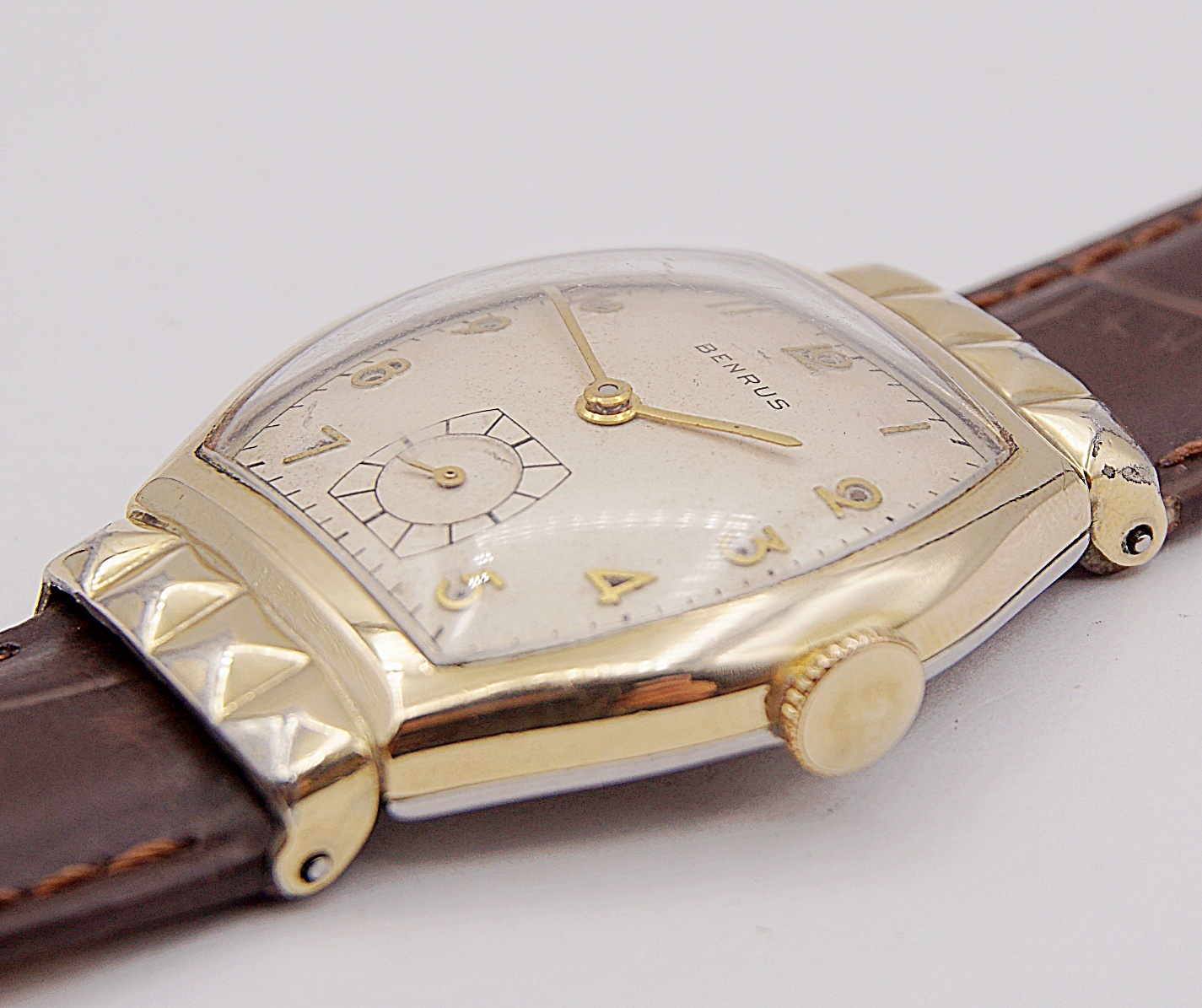 นาฬิกาเก่า BENRUS ไขลานสองเข็มครึ่ง