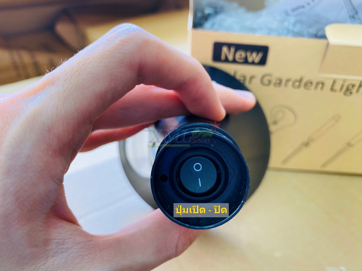 ไฟปักสนามโซล่าเซลล์ ทรงไม้เท้า + Motion sensor (เเสง :เหลืองวอมไวท์ ) 1 แถม 1