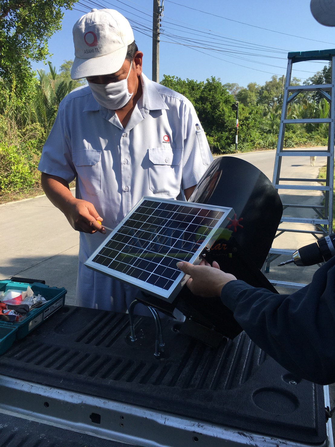 ไฟเตือนจราจร ทางแยก รุ่น 10 watt 170 led (แสง: สีเหลือง)