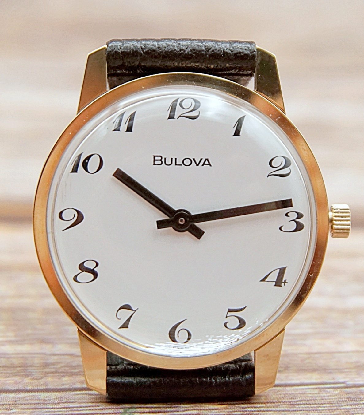 นาฬิกาเก่า BULOVA ไขลาน