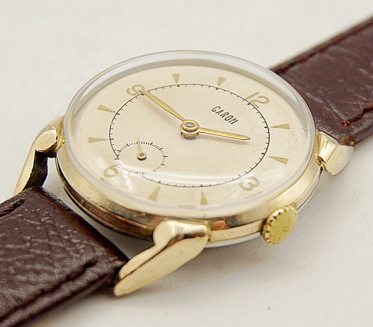 นาฬิกาเก่า GARON ไขลานสองเข็มครึ่ง