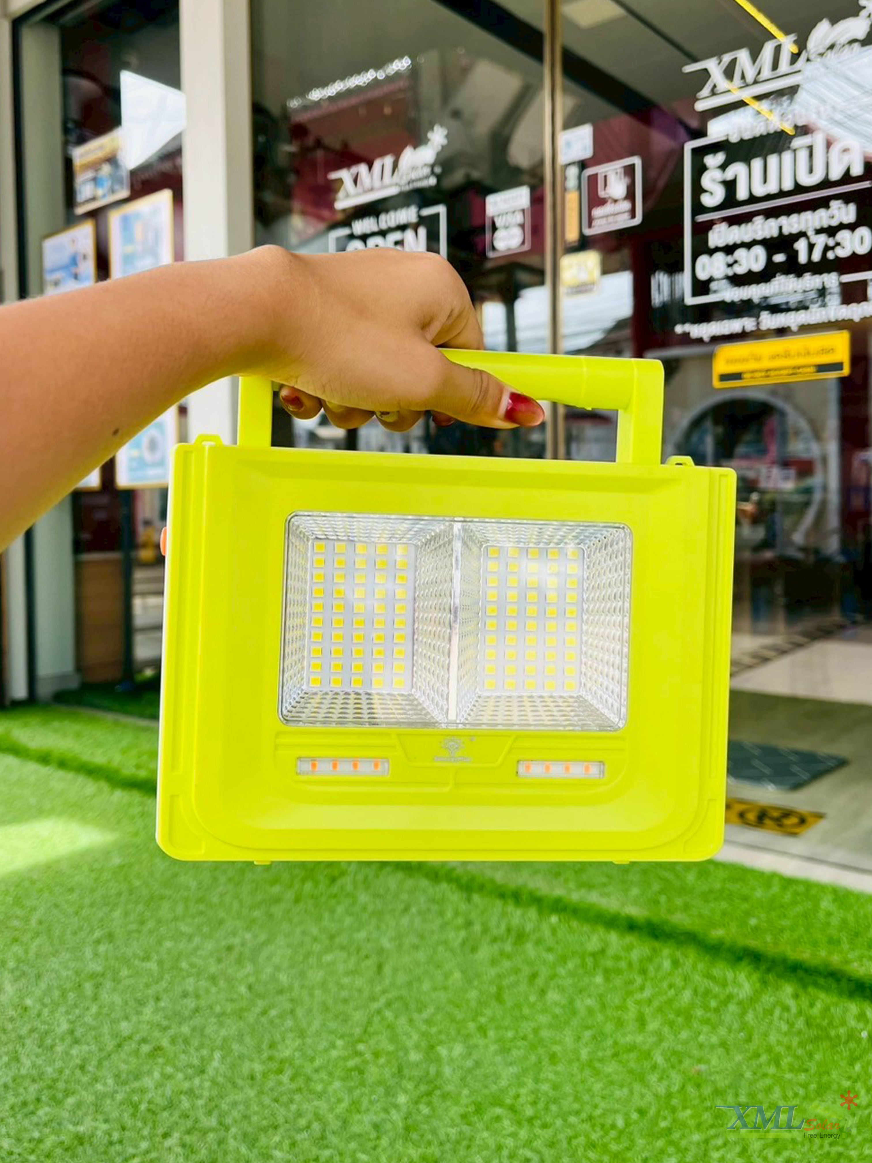 ไฟฉายอเนกประสงค์โซล่าเซลล์ รุ่น LSXML-235