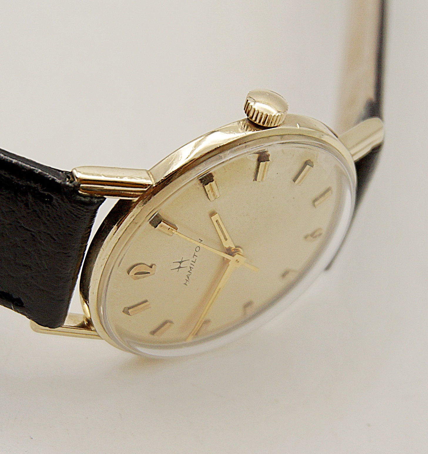 นาฬิกาเก่า HAMILTON ไขลาน