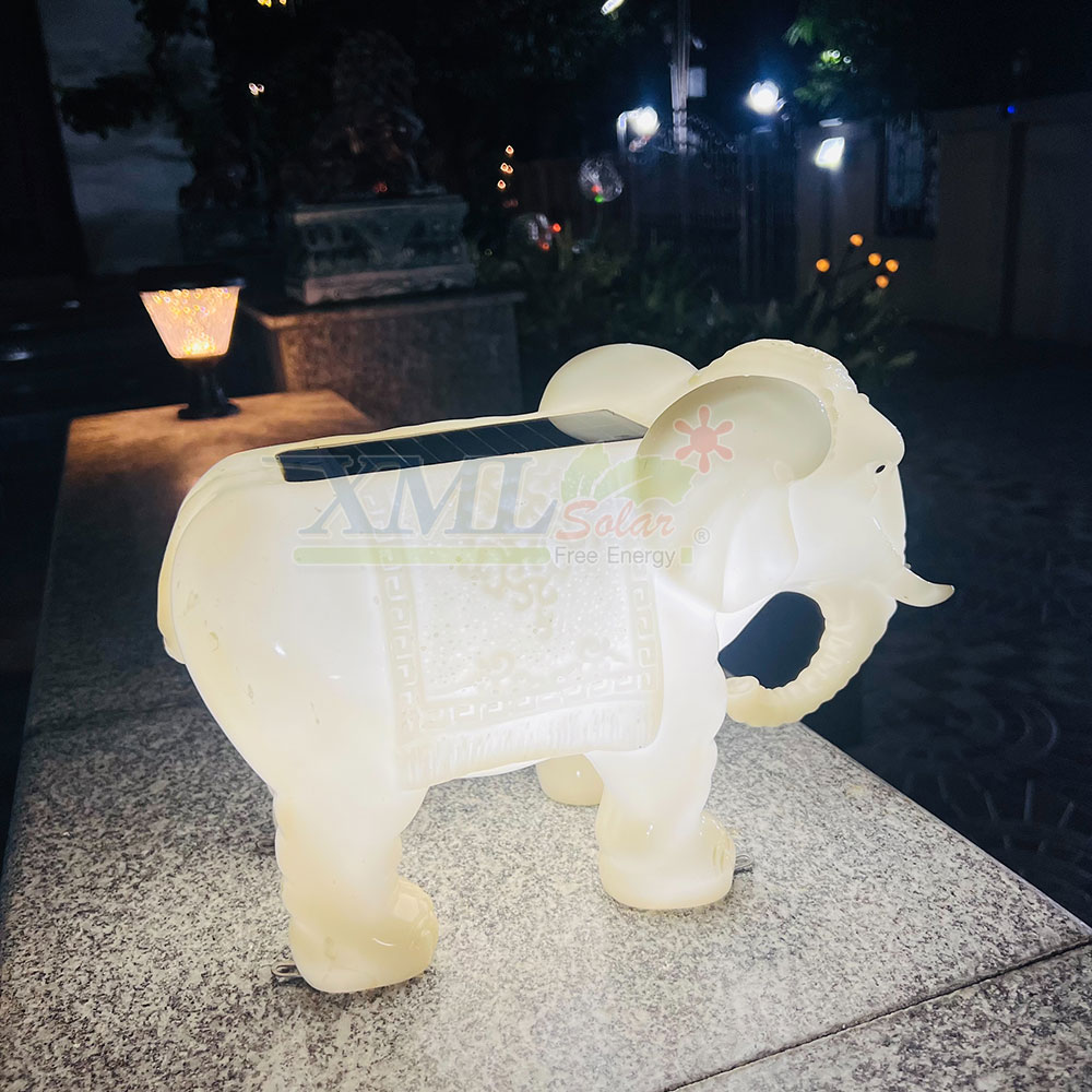 ไฟตุ๊กตาโซล่าเซลล์ ประดับสวน รูปช้าง รุ่น JD-DX88 (เปิดได้ 2 แสง)