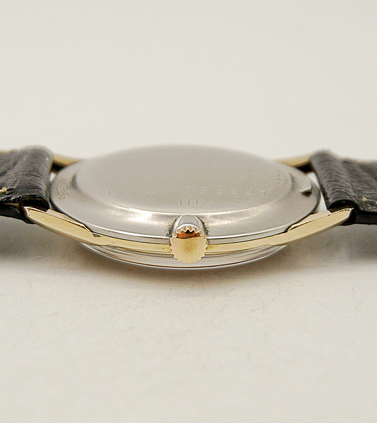 นาฬิกาเก่า HAMILTON ไขลานสองเข็มครึ่ง