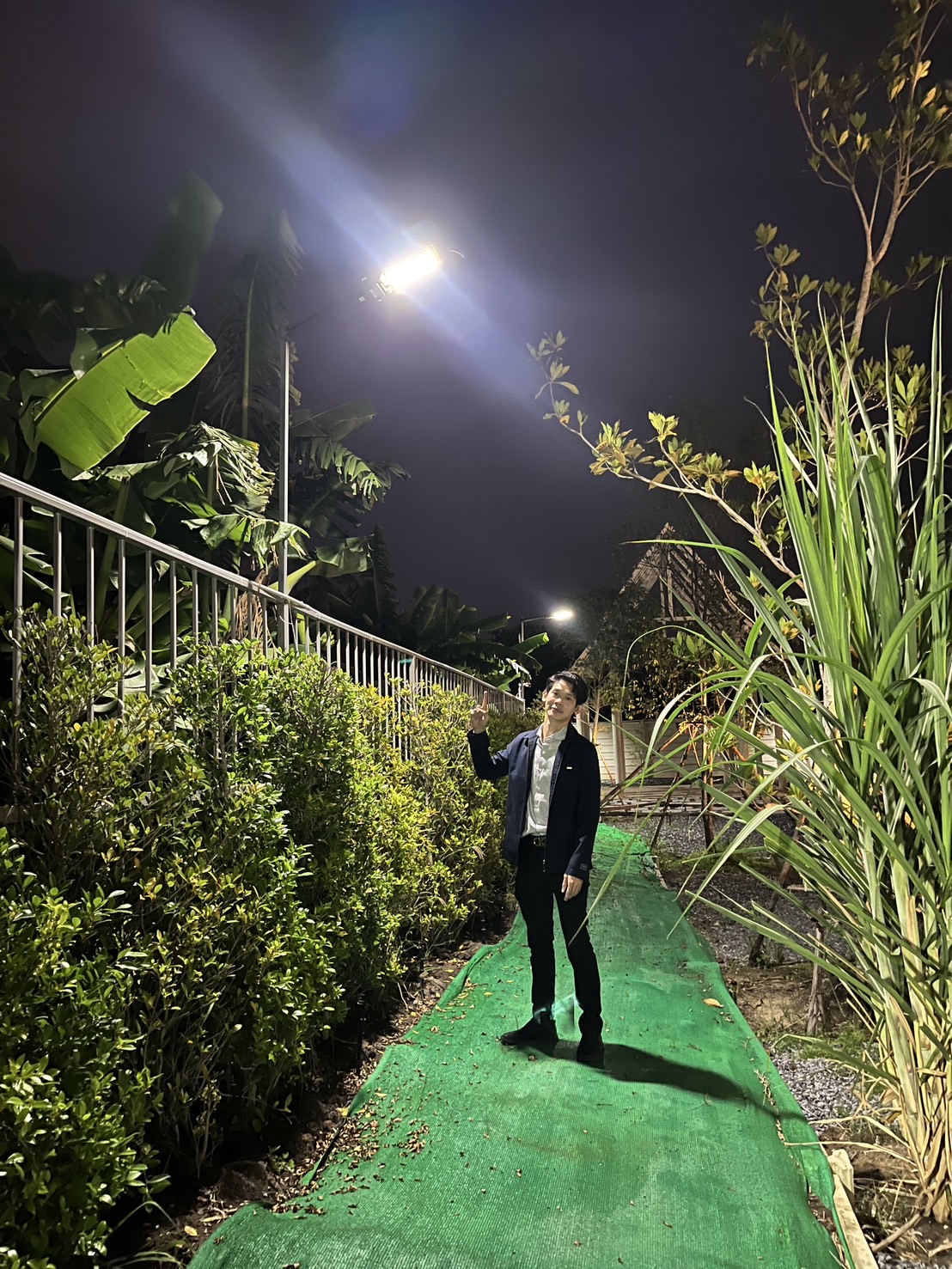 โคมไฟถนนโซล่าเซลล์ รุ่น MD-SLT27 (แสง : ขาว)(ระบบสว่างค้าง) (120w / 240w)