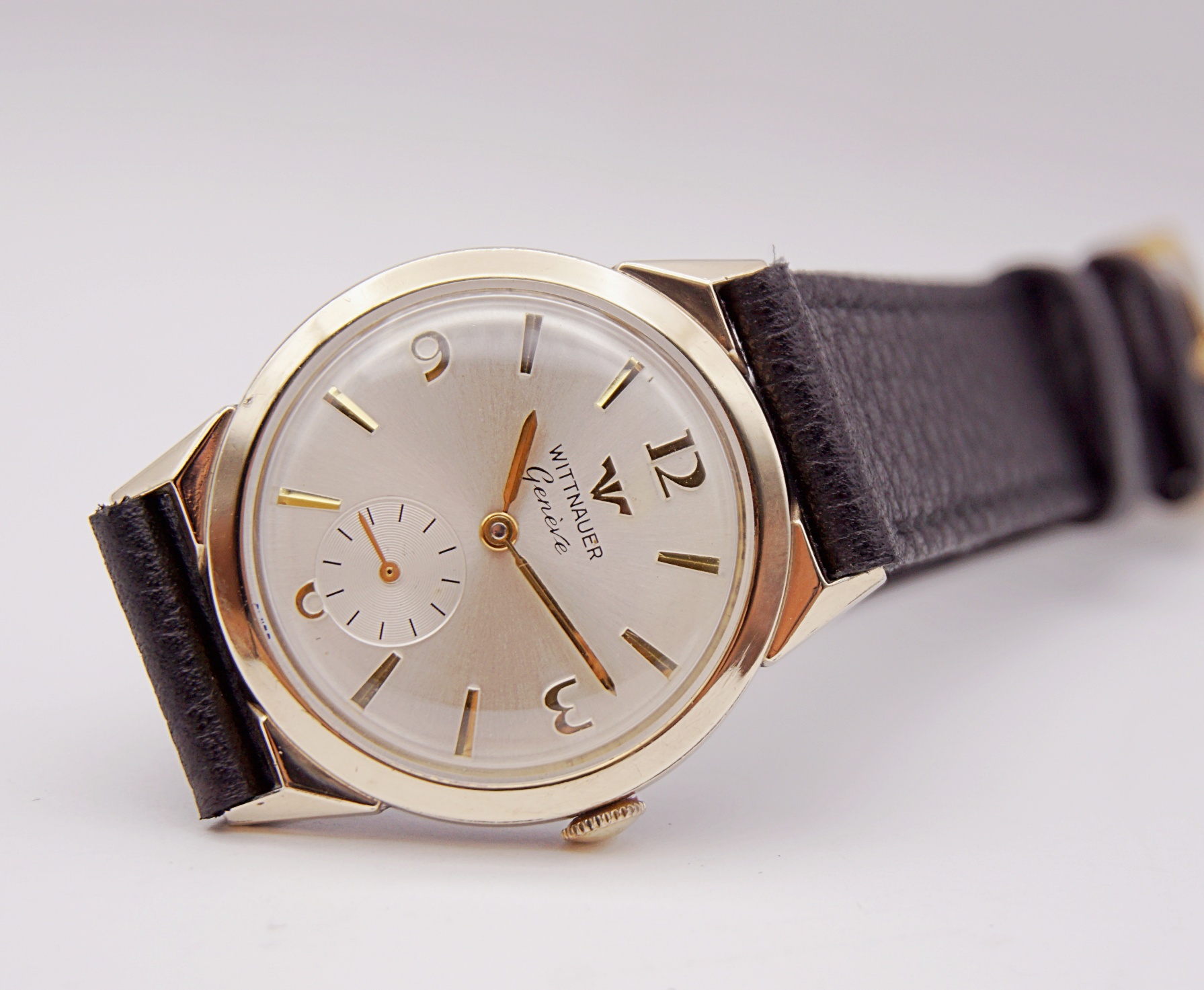 นาฬิกาเก่า WITTNAUER BY LONGINES ไขลานสองเข็มครึ่ง