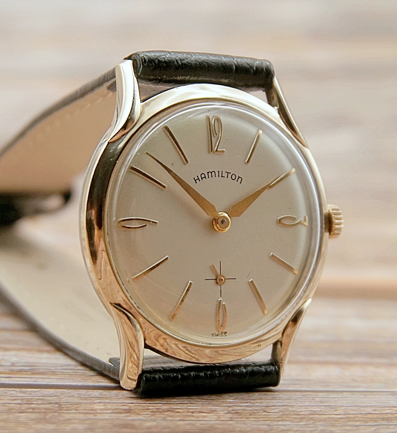 นาฬิกาเก่า HAMILTON ไขลานสองเข็มครึ่ง