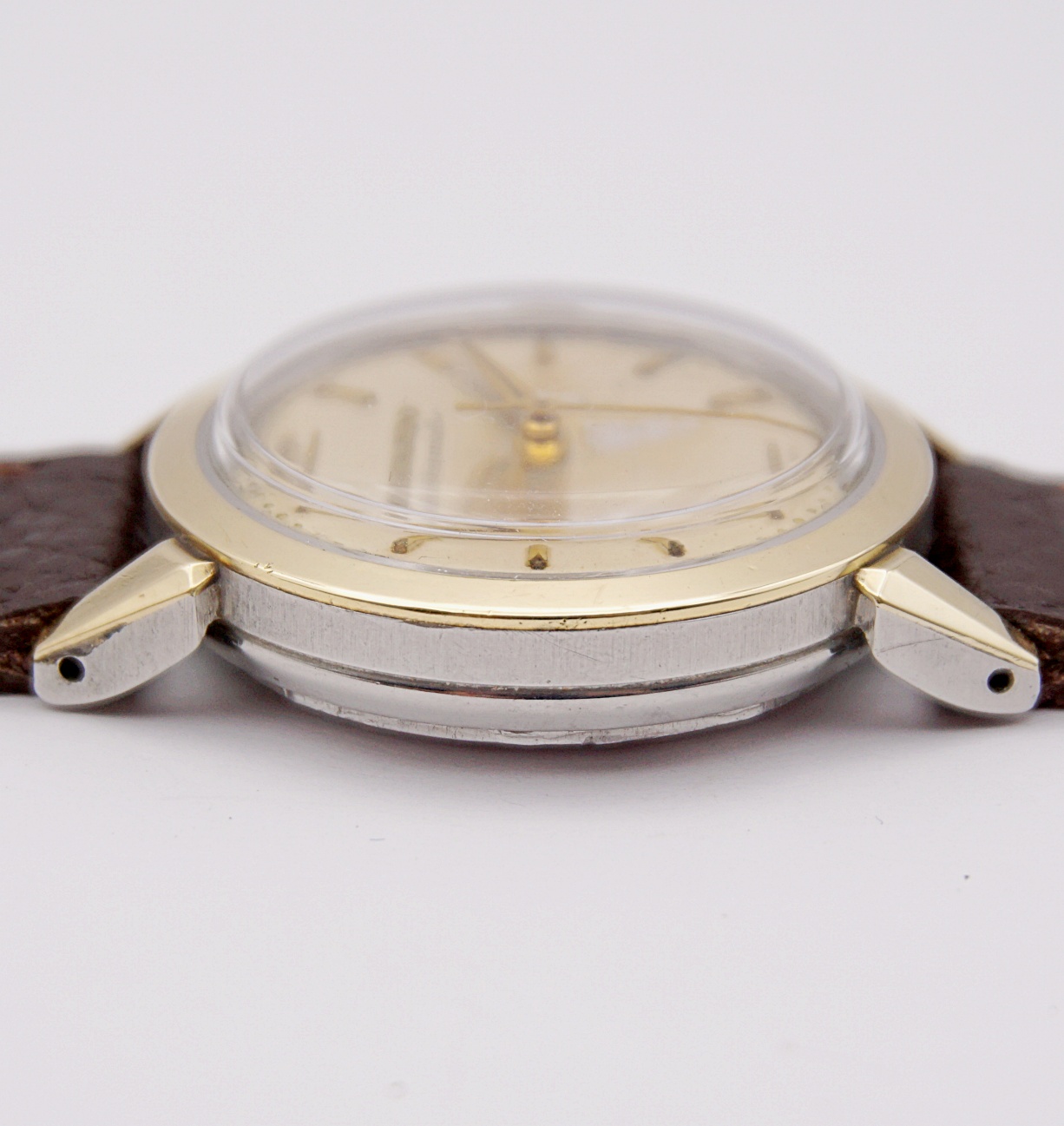 นาฬิกาเก่า MOVADO ออโตเมติกครึ่งรอบ