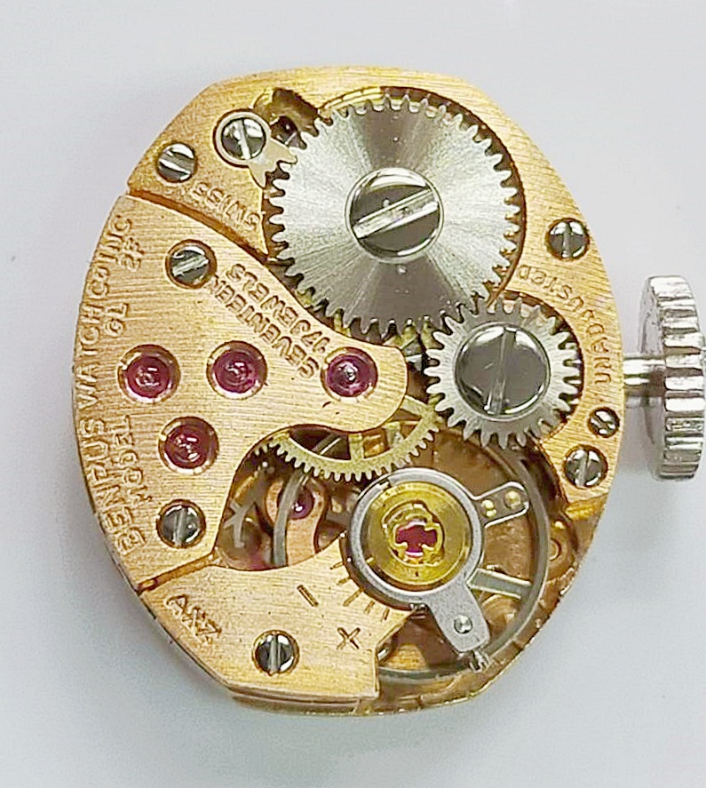 นาฬิกาเก่า BENRUS ไขลาน (นาฬิกาผู้หญิง)