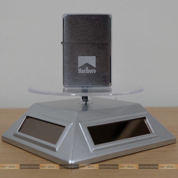 เเท่นโชว์สินค้าหมุนได้ พลังเเสงอาทิตย์ (รุ่น สีเทา)