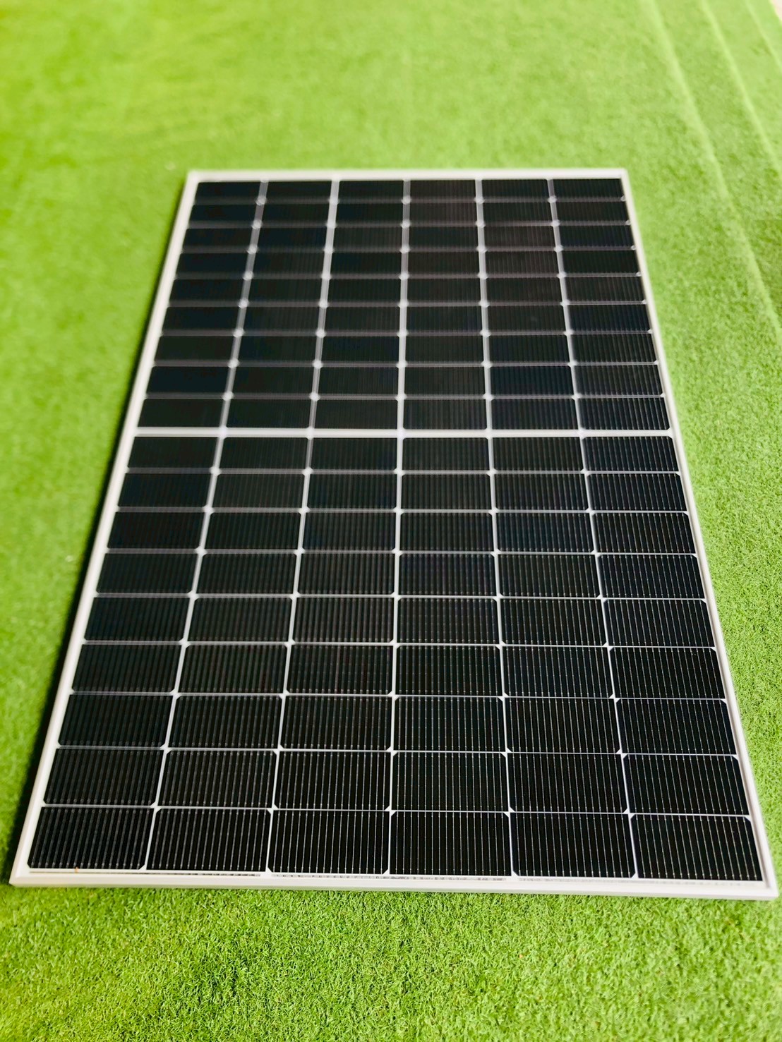 ปั๊มแช่สแตนเลส รุ่น PREMIUM 48V / 800W + เเผงโซล่าเซลล์ 450W (2 แผง)