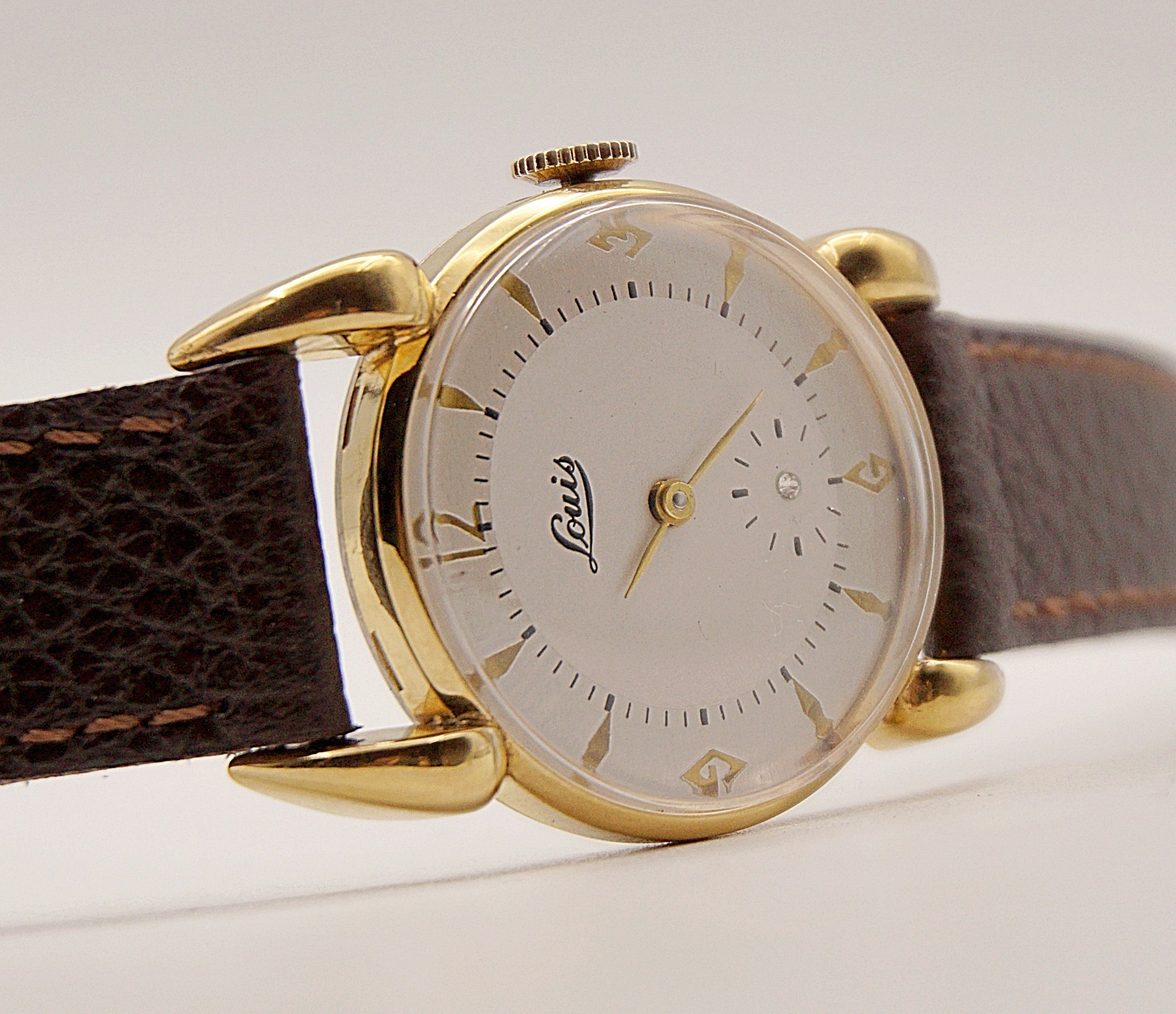 นาฬิกาเก่า LOUIS ไขลานพร้อมกล่อง