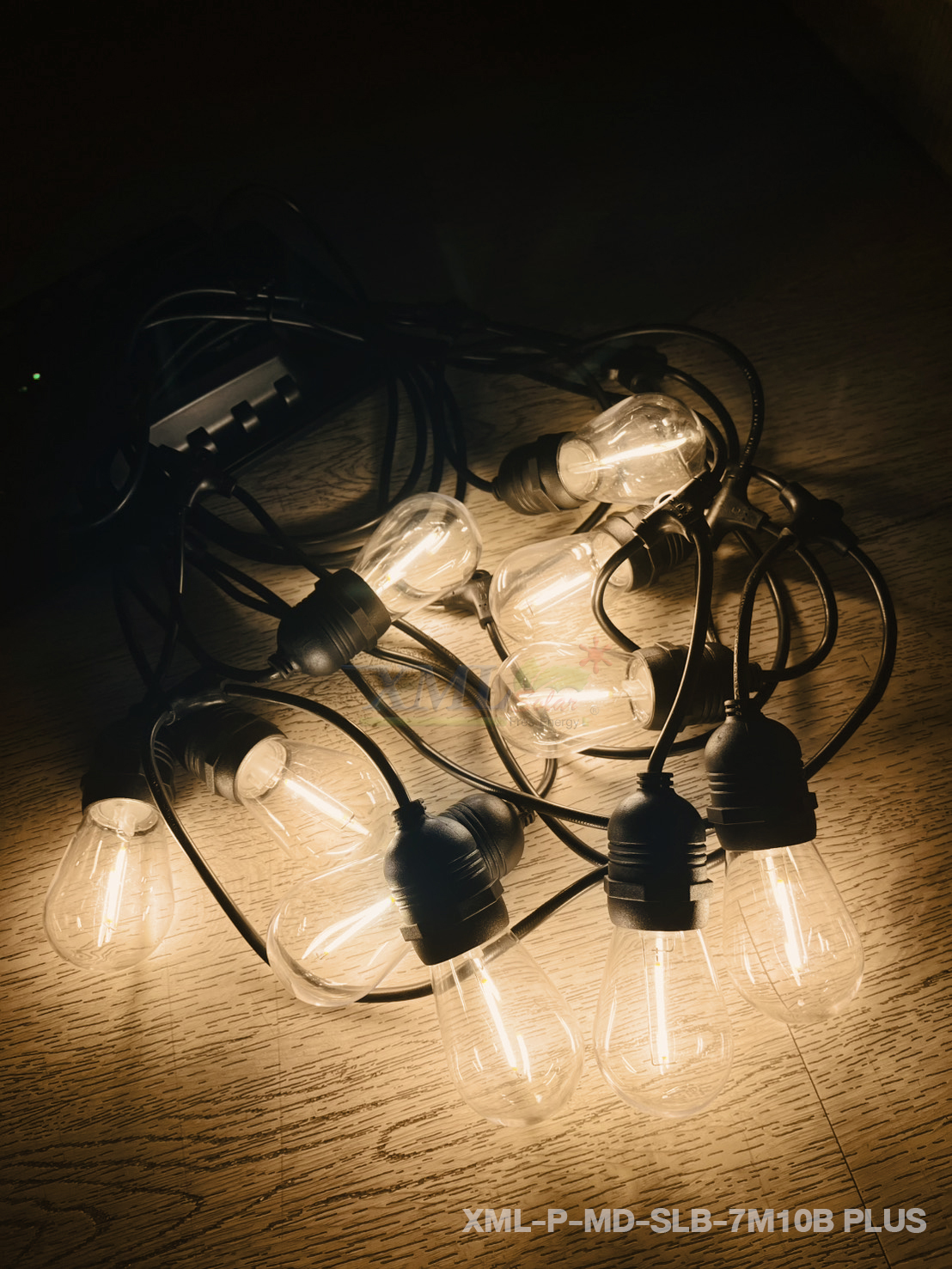 ไฟกระพริบโซล่าเซลล์ หลอดไส้ทรงรี 7/10/20 หลอด รุ่น MD-SLB (เเสง : เหลืองวอมไวท์)